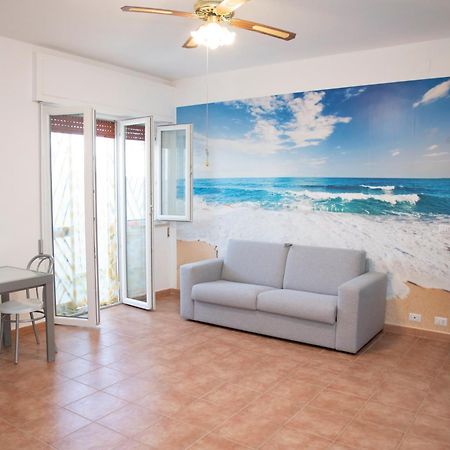 Appartamento Portami A Sentire Le Onde Del Mare Bari Esterno foto