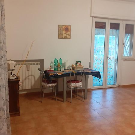 Appartamento Portami A Sentire Le Onde Del Mare Bari Esterno foto