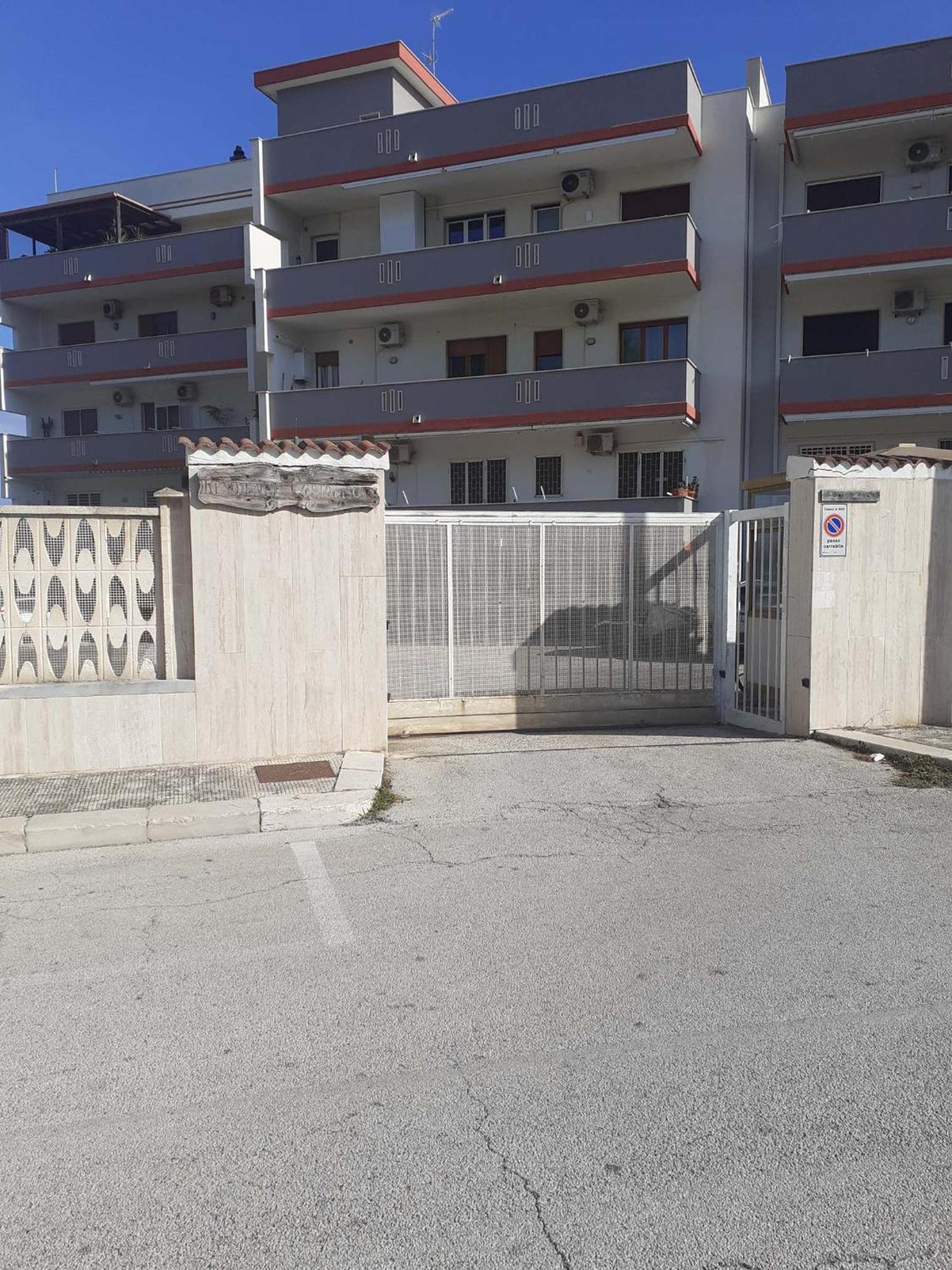 Appartamento Portami A Sentire Le Onde Del Mare Bari Esterno foto